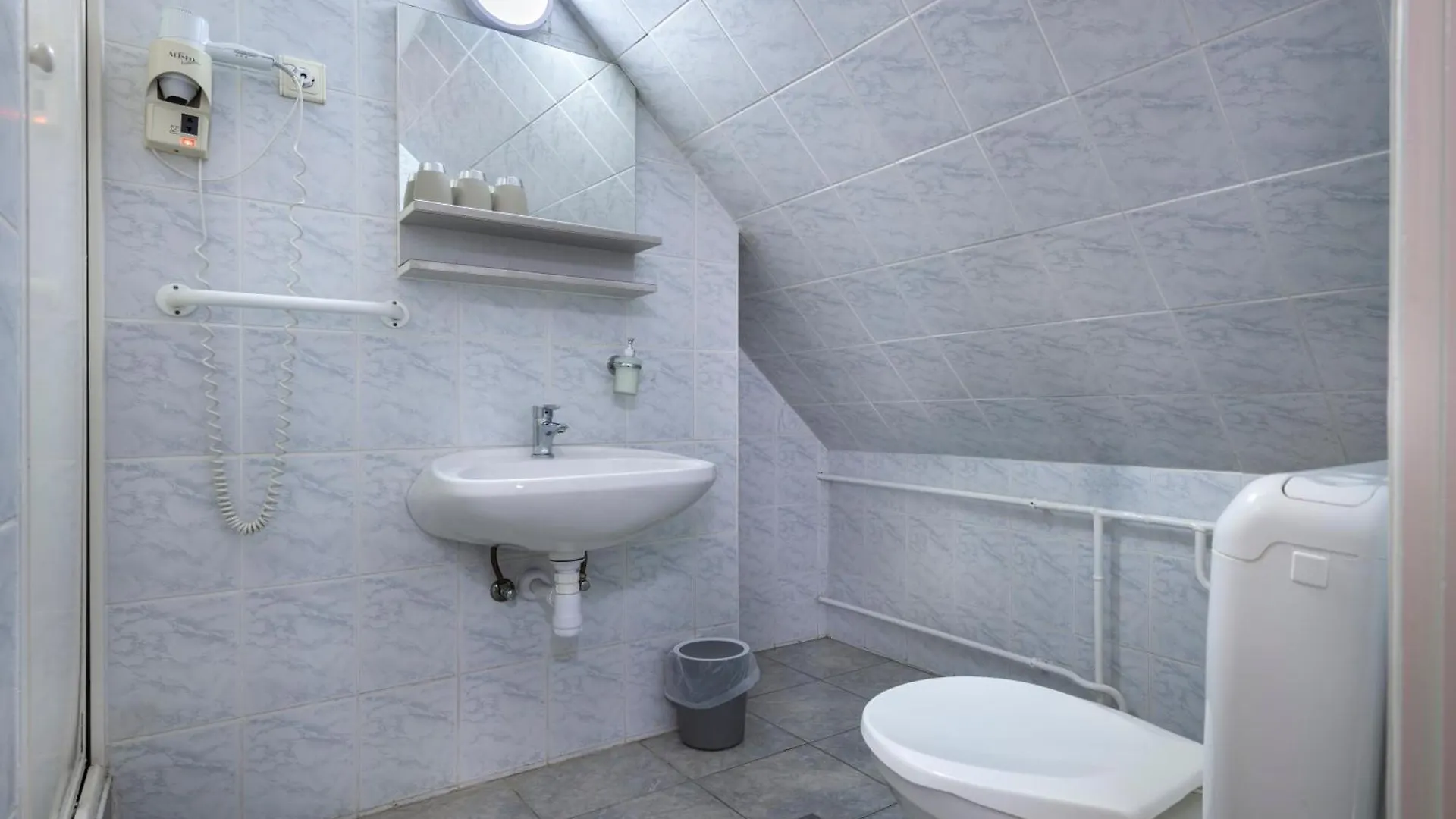 Hotel Kristal Gellert Hill Budapeszt 0*,