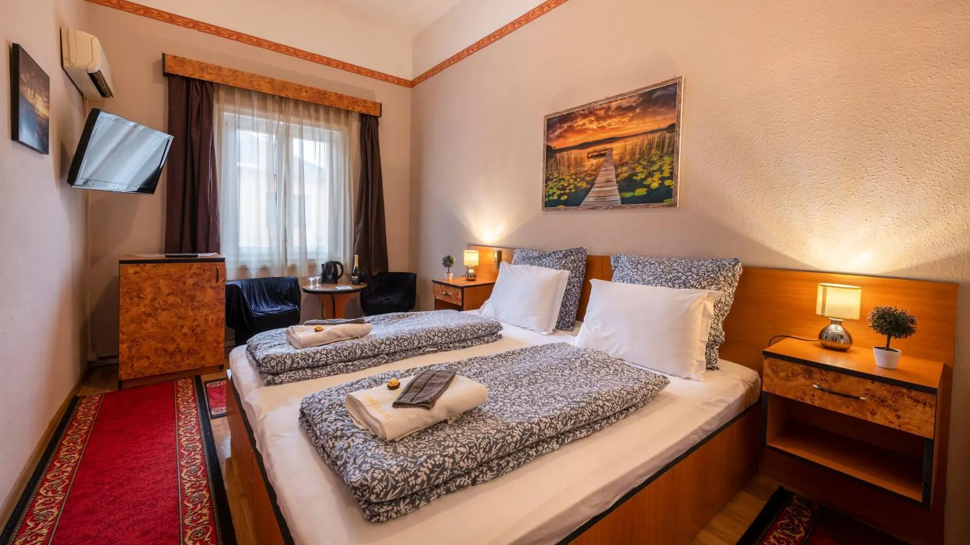 Hotel Kristal Gellert Hill Budapeszt 0*,